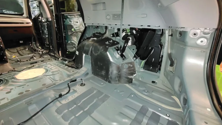 Шумоизоляция багажника Chery Tiggo 8 Pro Max-6