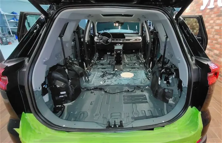 Шумоизоляция пола Chery Tiggo 8 Pro Max-4