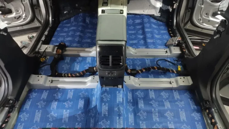 Шумоизоляция пола Exeed TXL 2022г-2