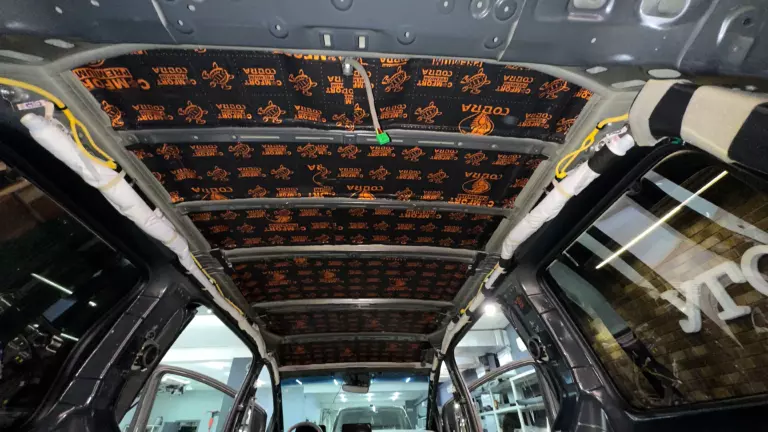 Шумоизоляция крыши Hyundai Staria-2