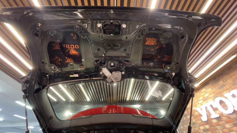 Шумоизоляция багажника MINI Cooper Clubman 2022-4