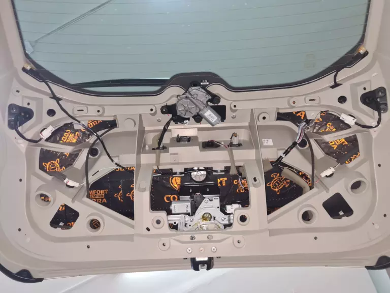 Шумоизоляция дверей Nissan X-Trail-5