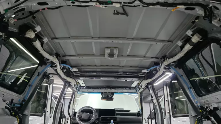 Шумоизоляция крыши Toyota Land Cruiser Prado-1