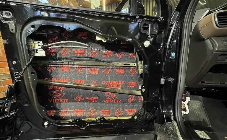Шумоизоляция двери Hyundai Santa Fe 2022-3 -2